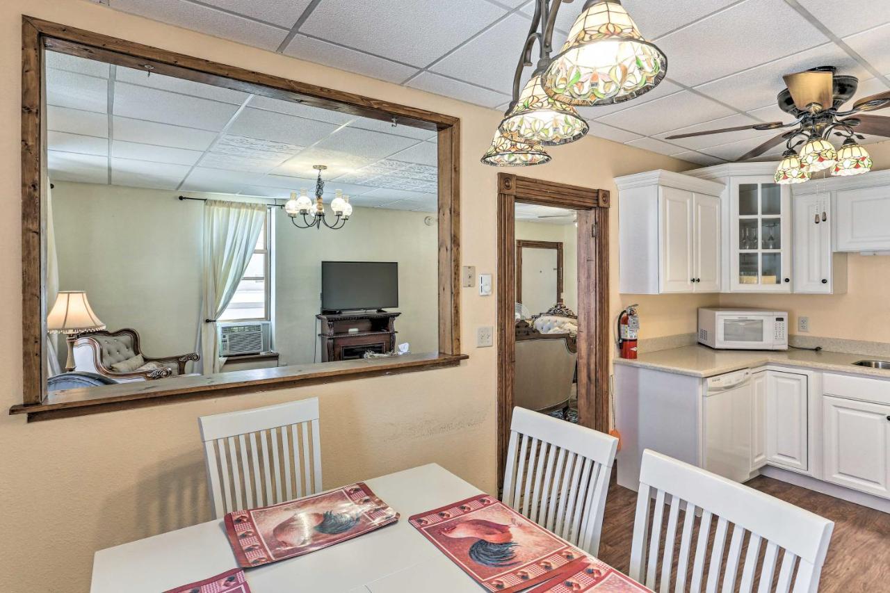 Custer Apt In Heart Of Town Shop, Dine, Hike エクステリア 写真