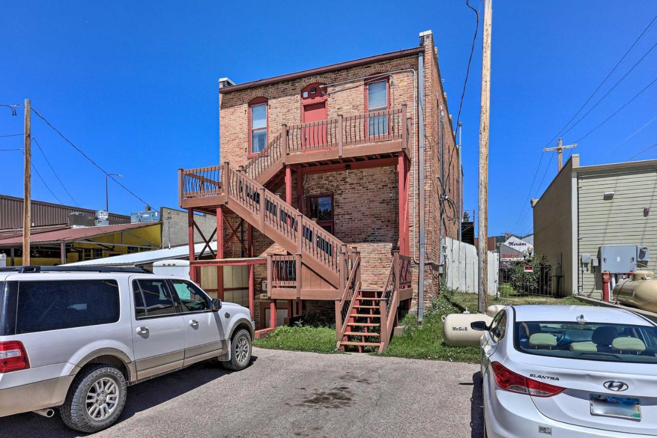 Custer Apt In Heart Of Town Shop, Dine, Hike エクステリア 写真